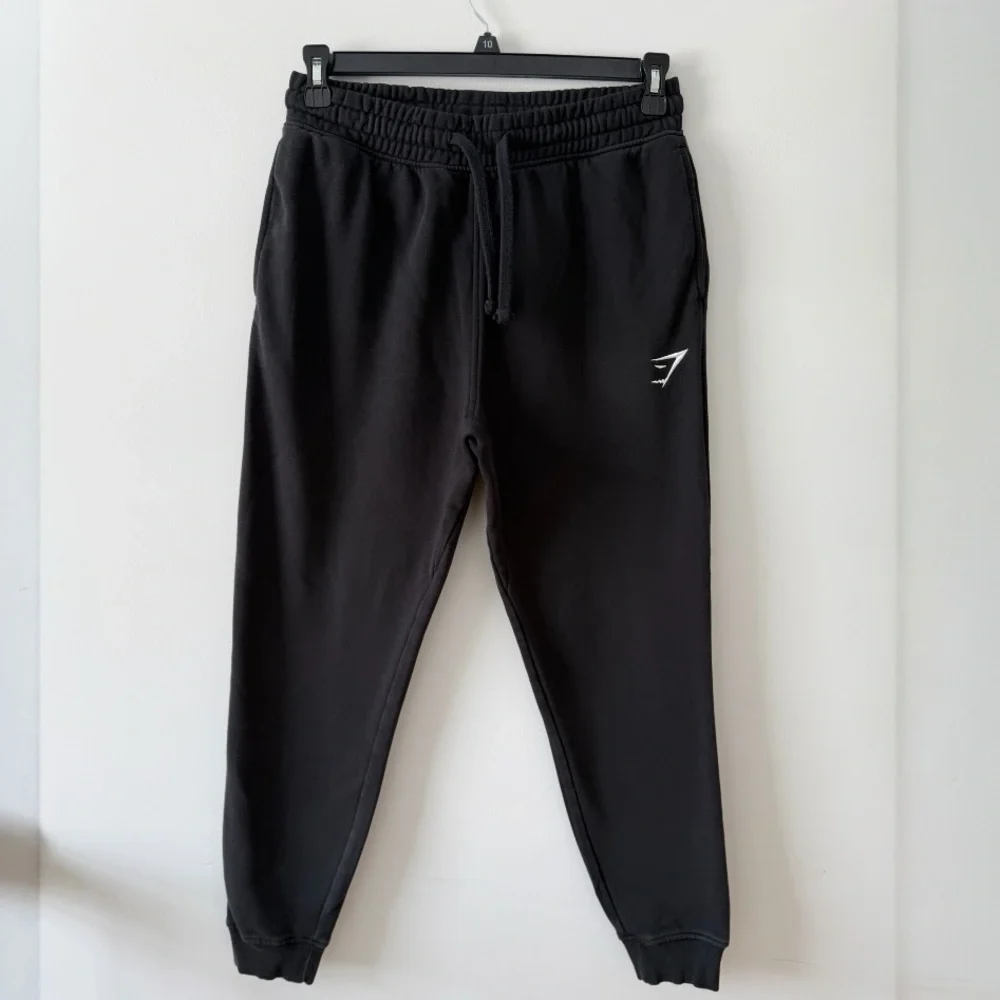 Gymshark EUC Black Tapered Joggers Athletic Fleece Sweatpants Men’s M Gym Fit - Picture 3 of 16
